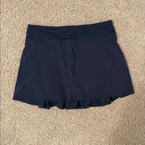 Lululemon Skirt Navy Size 8 Regular, Pleated